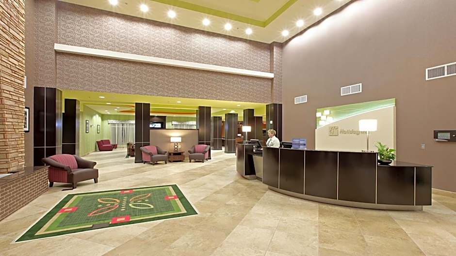 Holiday Inn Garland By IHG