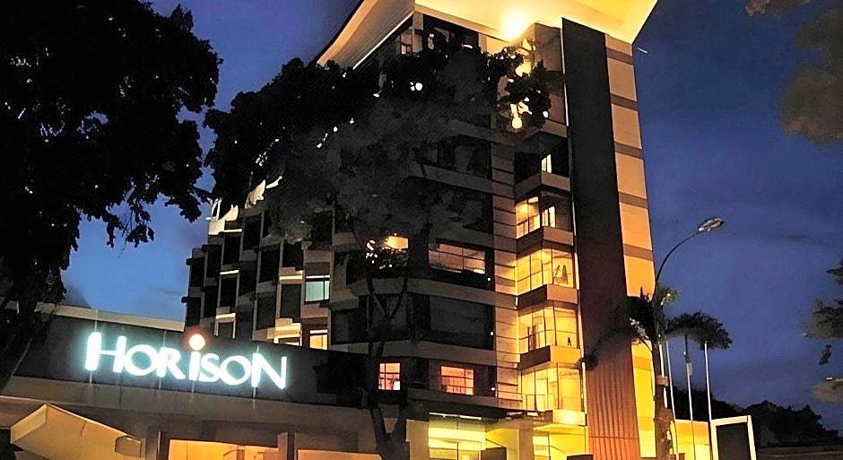 Horison Ultima Makassar