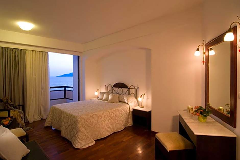 Limira Mare Hotel