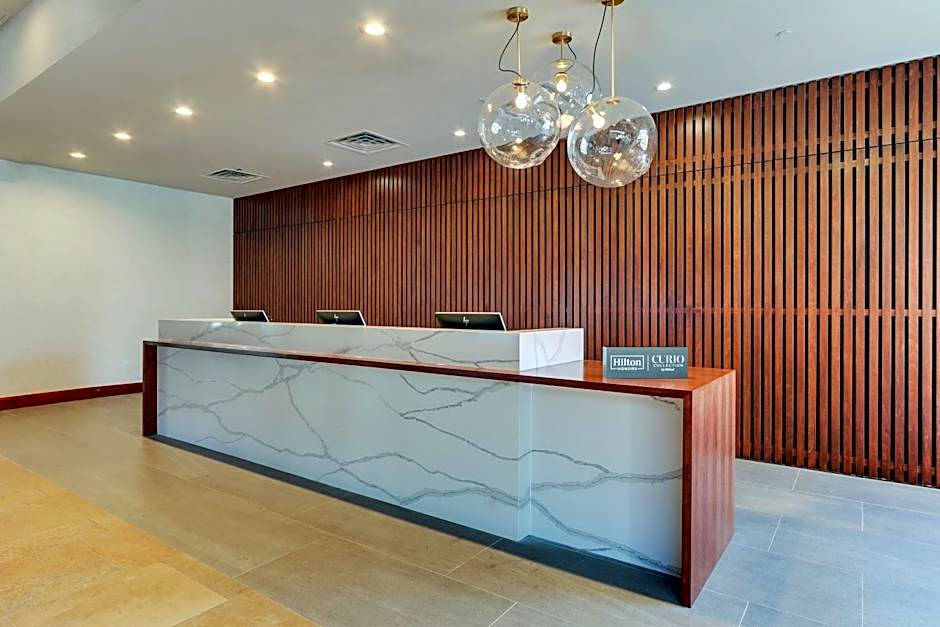 The Chattanoogan Hotel, Curio Collection By Hilton