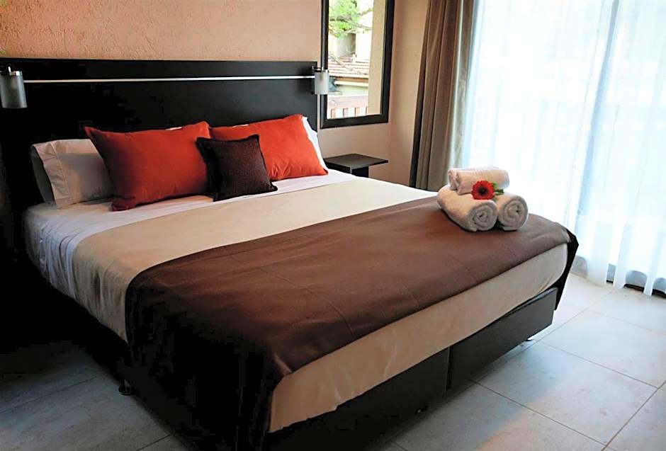 BlackStone Apart Boutique Hotel