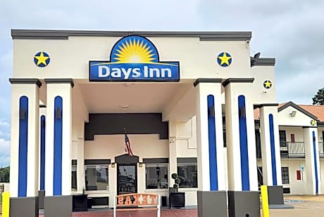Days Inn by Wyndham Orange