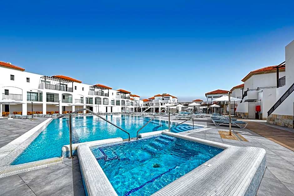 Broncemar Beach Suites