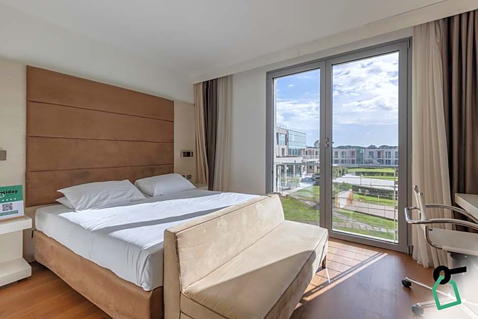 HOTIDAY Room Collection - Pisa
