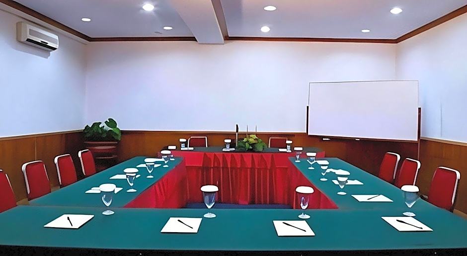 Sahid Kawanua Hotel