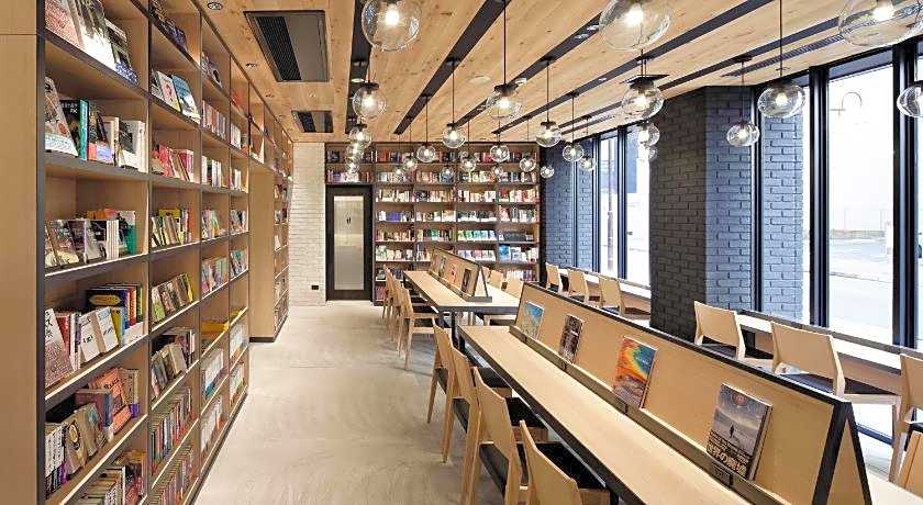 LAMP LIGHT BOOKS HOTEL nagoya