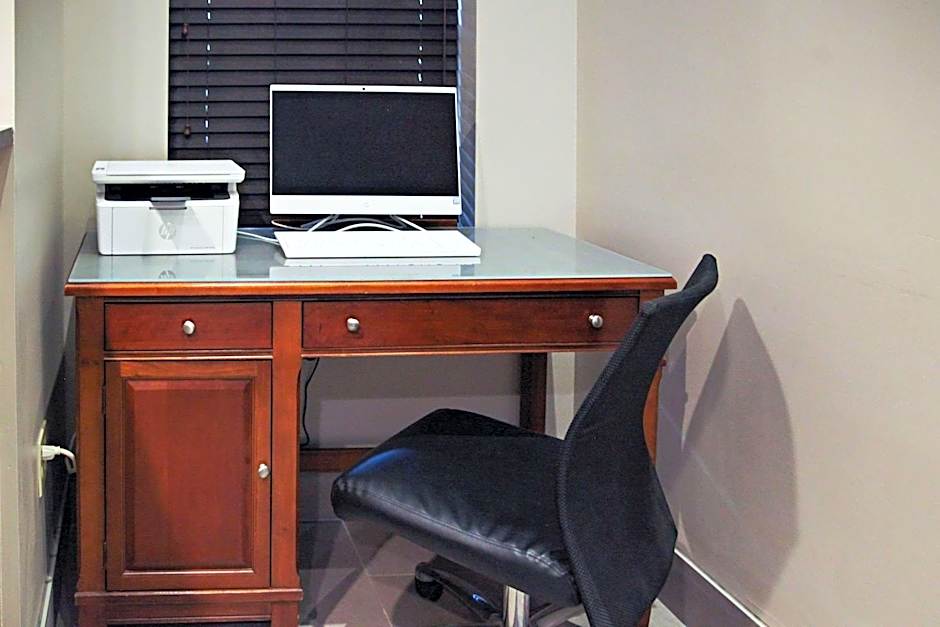 Country Inn & Suites by Radisson, Frackville (Pottsville), PA