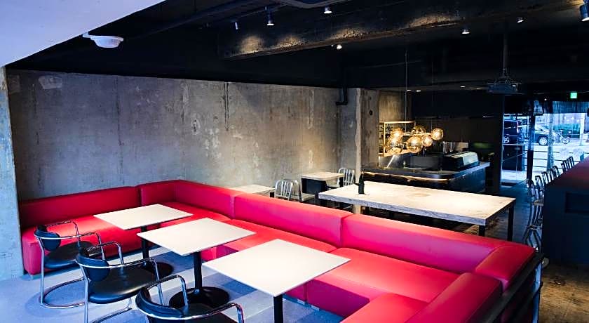 THE BOLY OSAKA