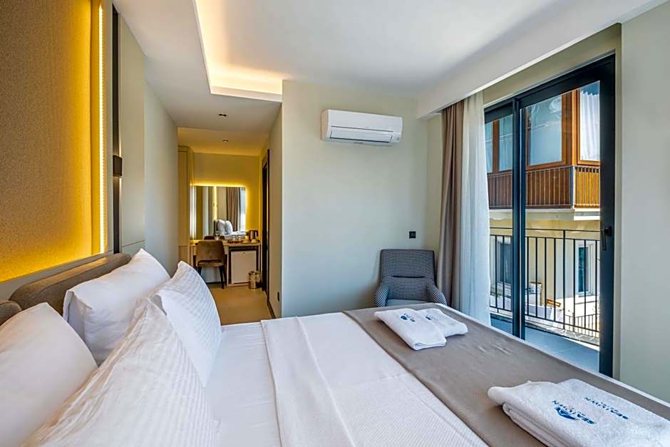 SeaTown Hotel