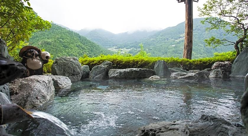 Iya Onsen Hotel Kazurabashi