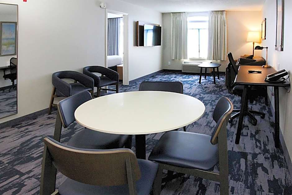 Fairfield Inn & Suites by Marriott Charleston Airport/Convention Center
