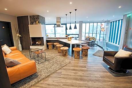 B14 Apartments & Rooms