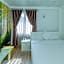 Ken's Backpackers Hotel