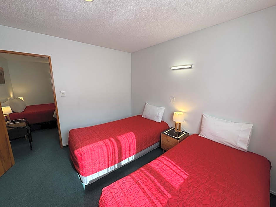 ASURE Ambassador Motor Lodge