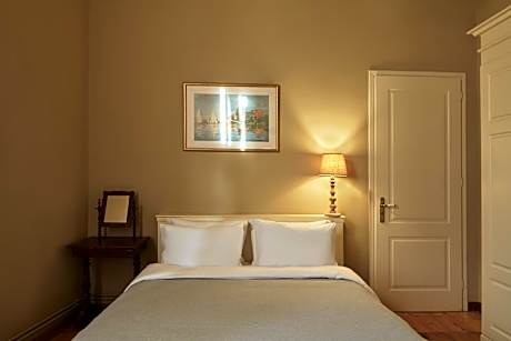 Superior Double Room (Cozy Alley Building)