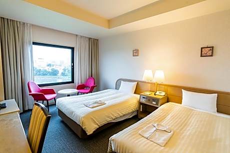 Standard Twin Room - Non-Smoking