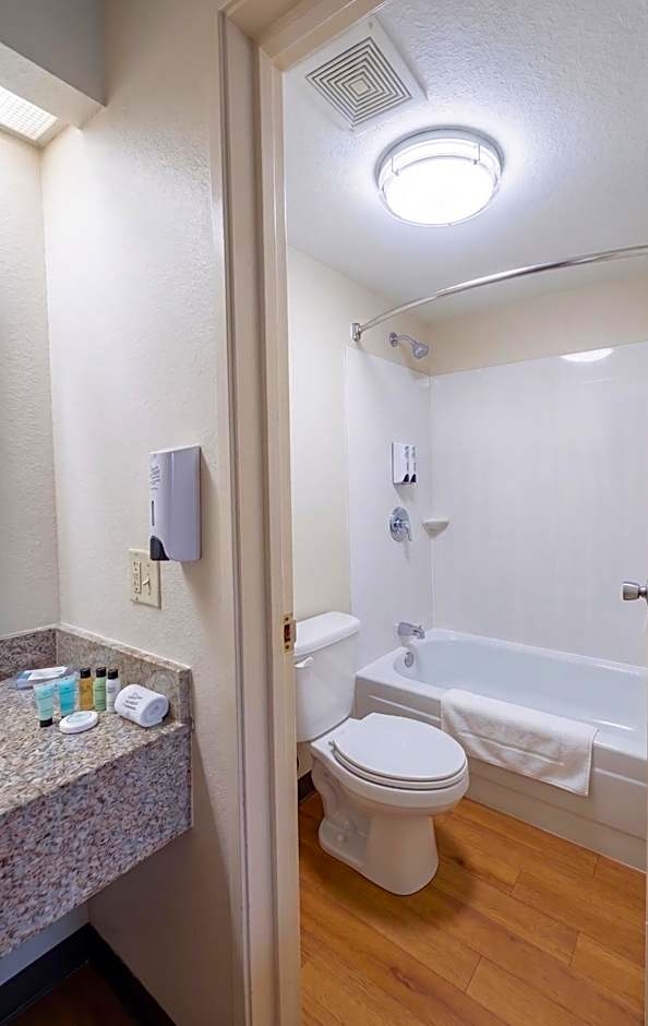 Cranberry Park Hotel