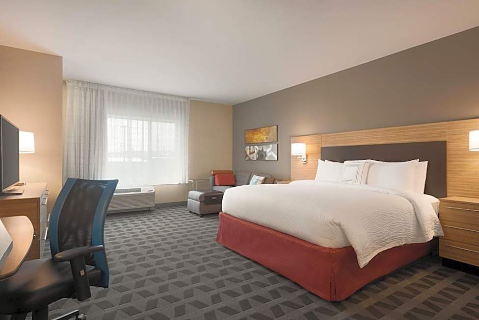 TownePlace Suites by Marriott Dubuque Downtown