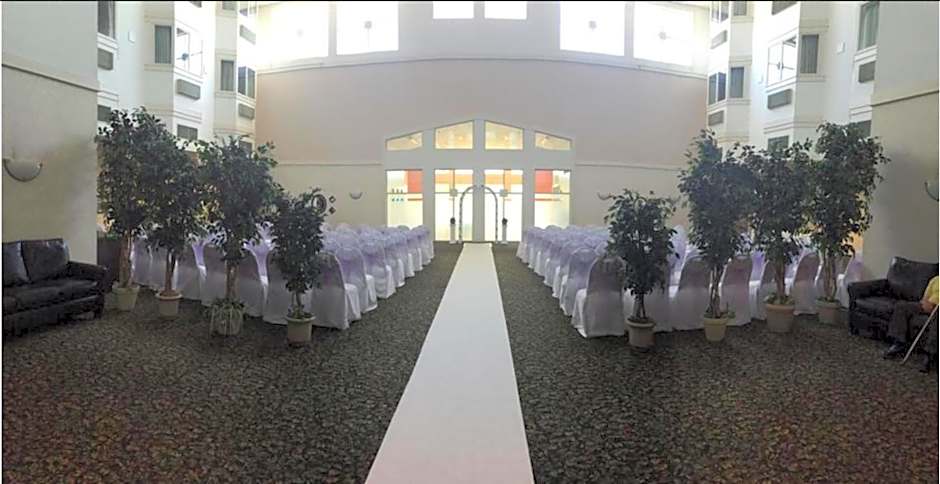 Comstock Inn & Conference Center