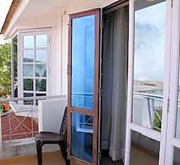 Country Club Valley Vista