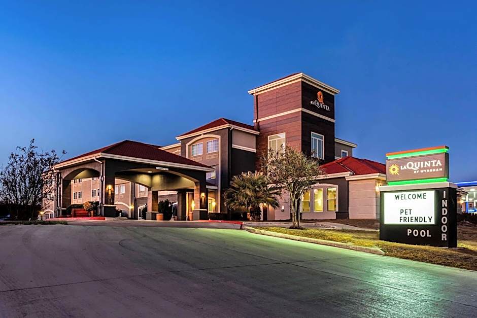 La Quinta Inn & Suites by Wyndham Kerrville