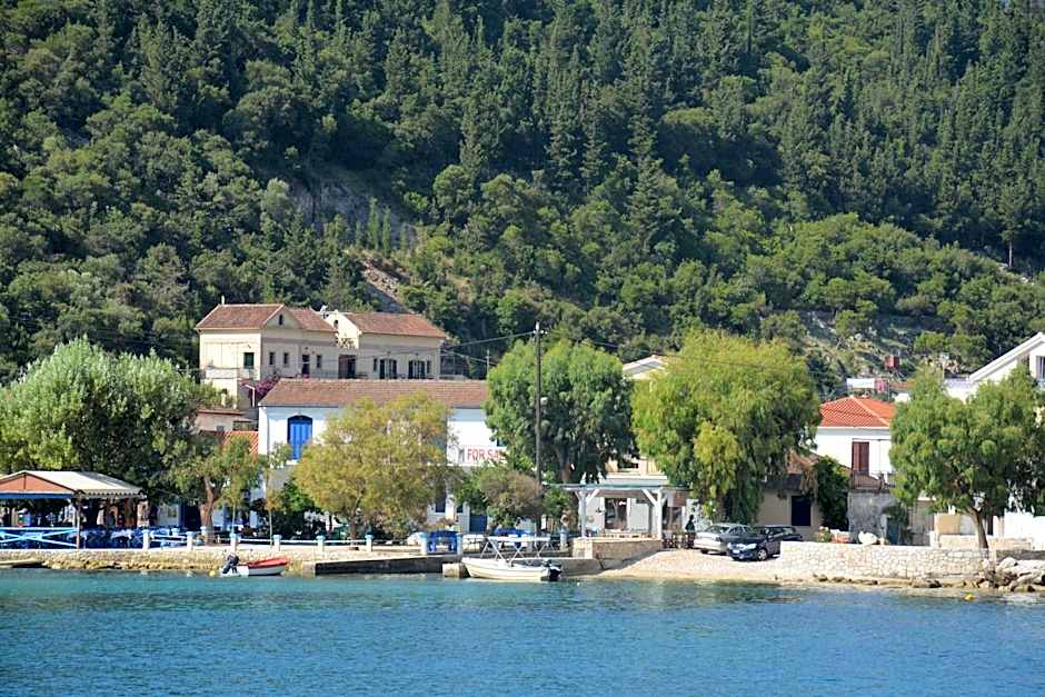 Aristotelis Apartments