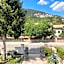 Hotel Bucaneve