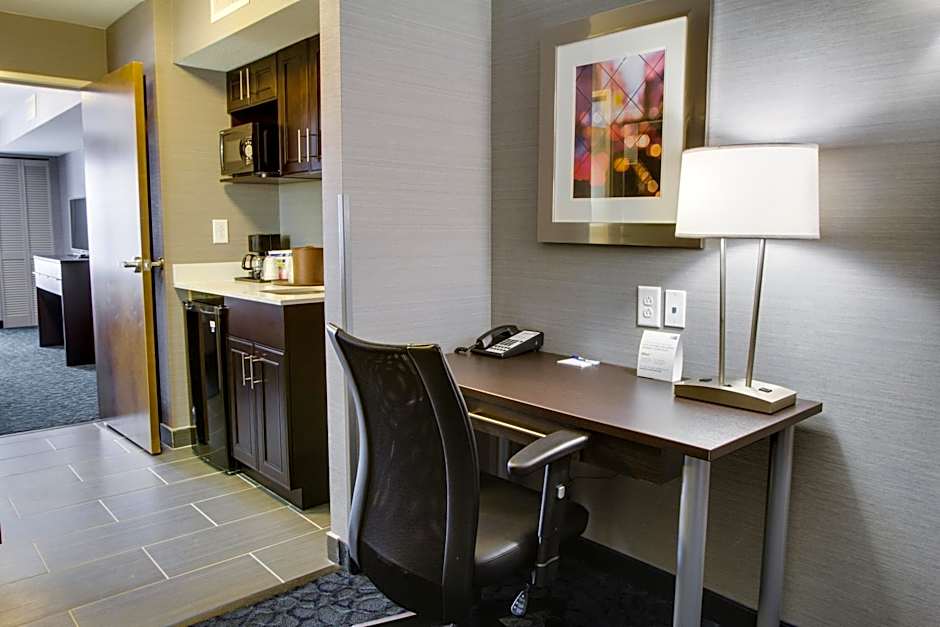 Holiday Inn Express & Suites Sidney By IHG