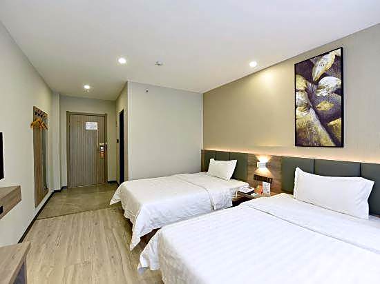 7 Days Inn Huainan Walking Street Branch