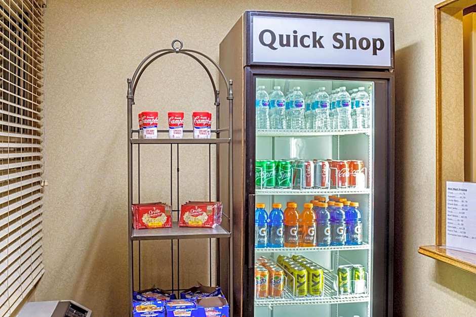 La Quinta Inn & Suites by Wyndham Appleton-College Avenue