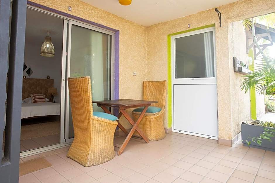 Photo 1 of 16 of 5 - LE VACOA - CHAMBRE 5 Rdc D