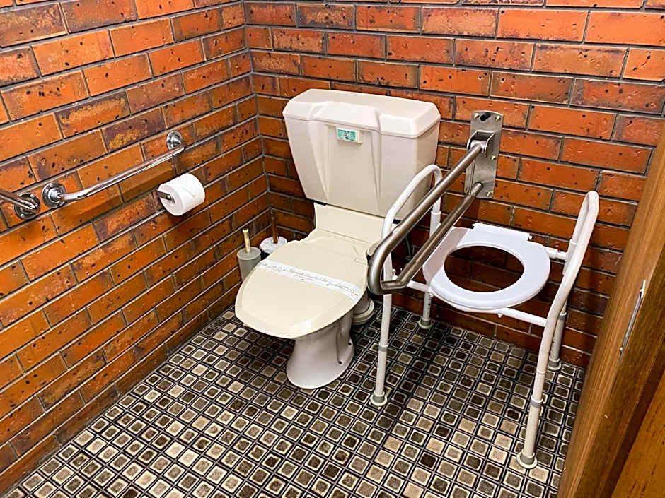 Golden Country Motel and Caravan Park