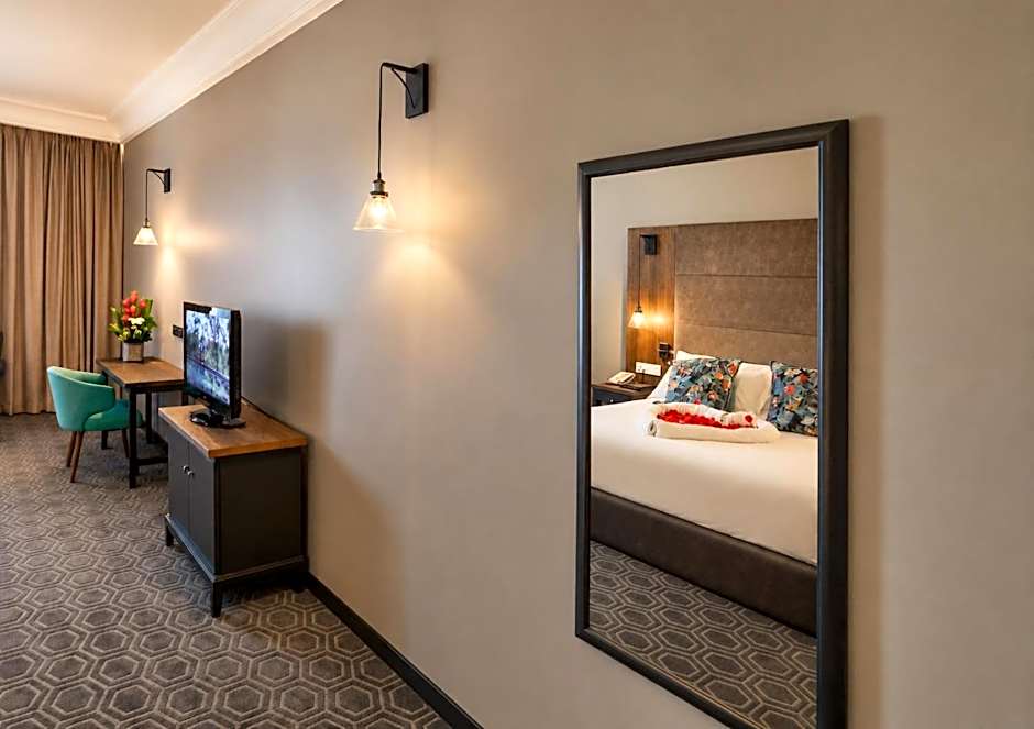 Fiesta Royale Hotel