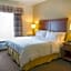Holiday Inn Express Hotel & Suites Center By IHG