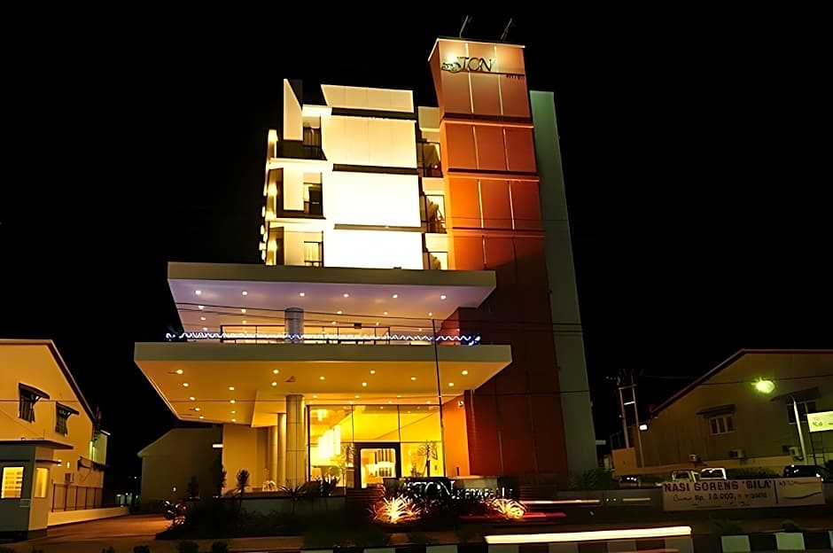 Aston Ketapang City Hotel