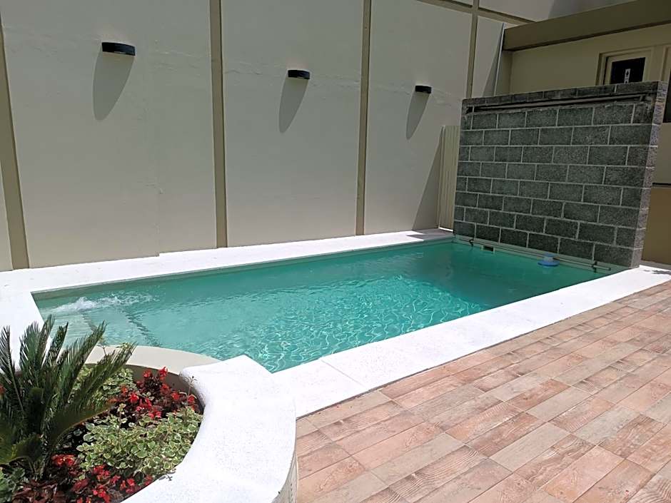 Recoleta Uriburu by Ayres