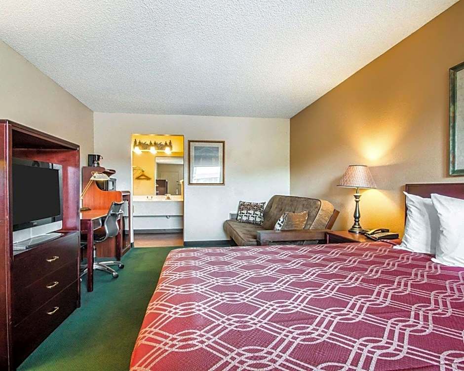 Econo Lodge Springfield I-44