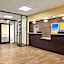 Hotel Bo, a Days Inn by Wyndham Chattanooga Downtown