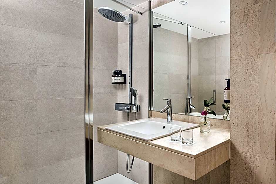 NH Paseo De La Habana