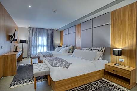 Family Suite with Balcony