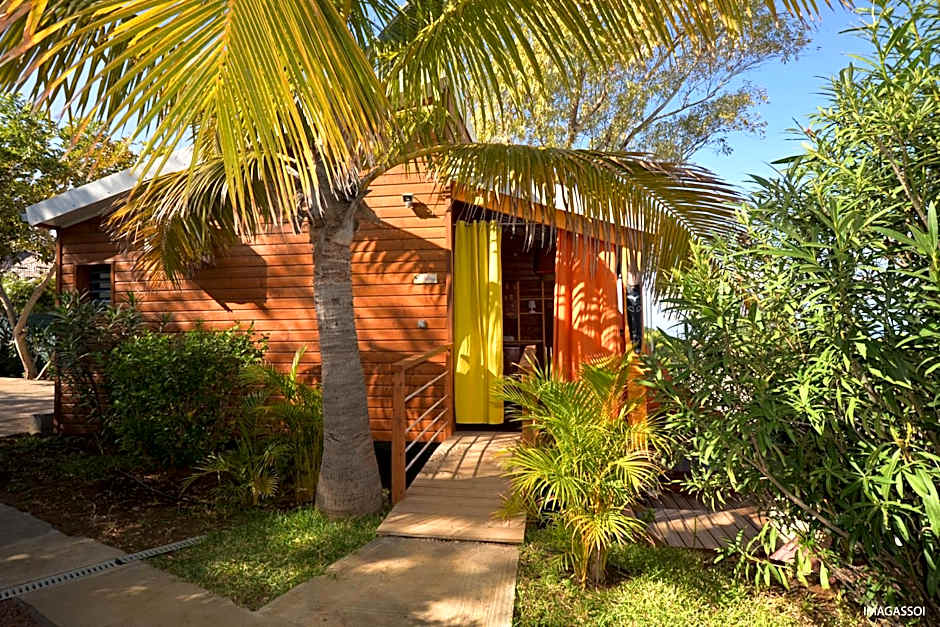 Poz Lagon - chambre d'hôtes - Bungalow pour 2 personnes - Jacuzzi privatif - petit déjeuner - Vue sur le lagon