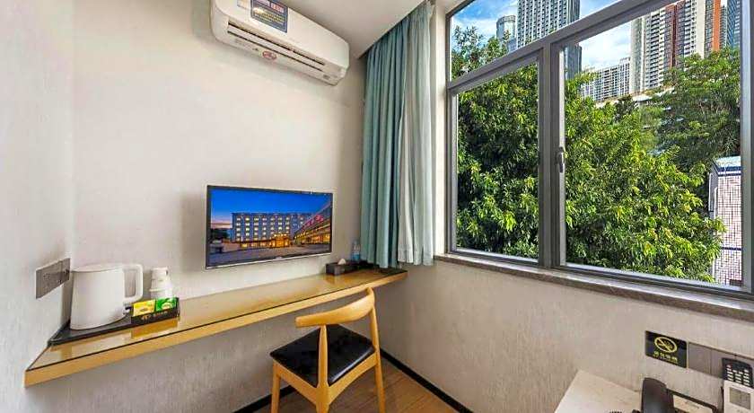 Zhenxing Hotel