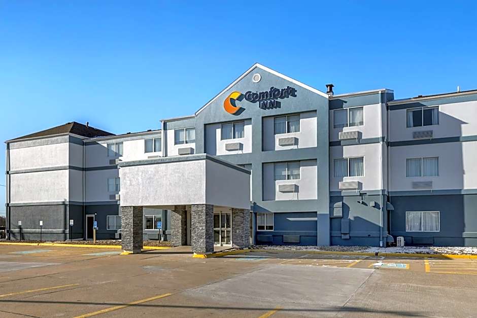 Comfort Inn Davenport East - Bettendorf