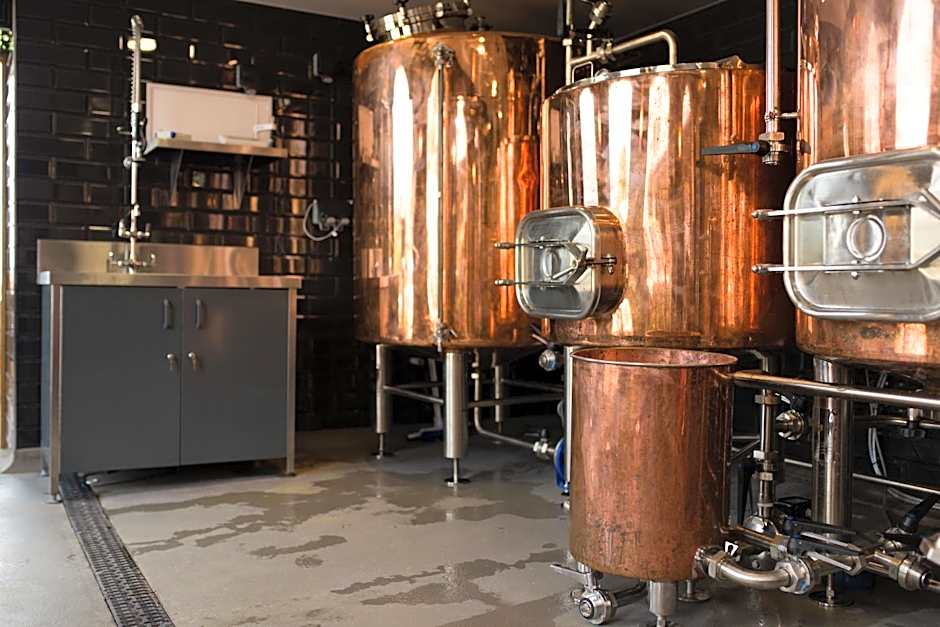 The Peacock at Barlow