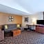 La Quinta Inn & Suites by Wyndham Hayward Oakland Airport