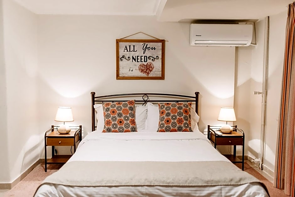 BEST HOUSE, CENTRAL APRTM., AGIOU NIKOLAOU, PATRA