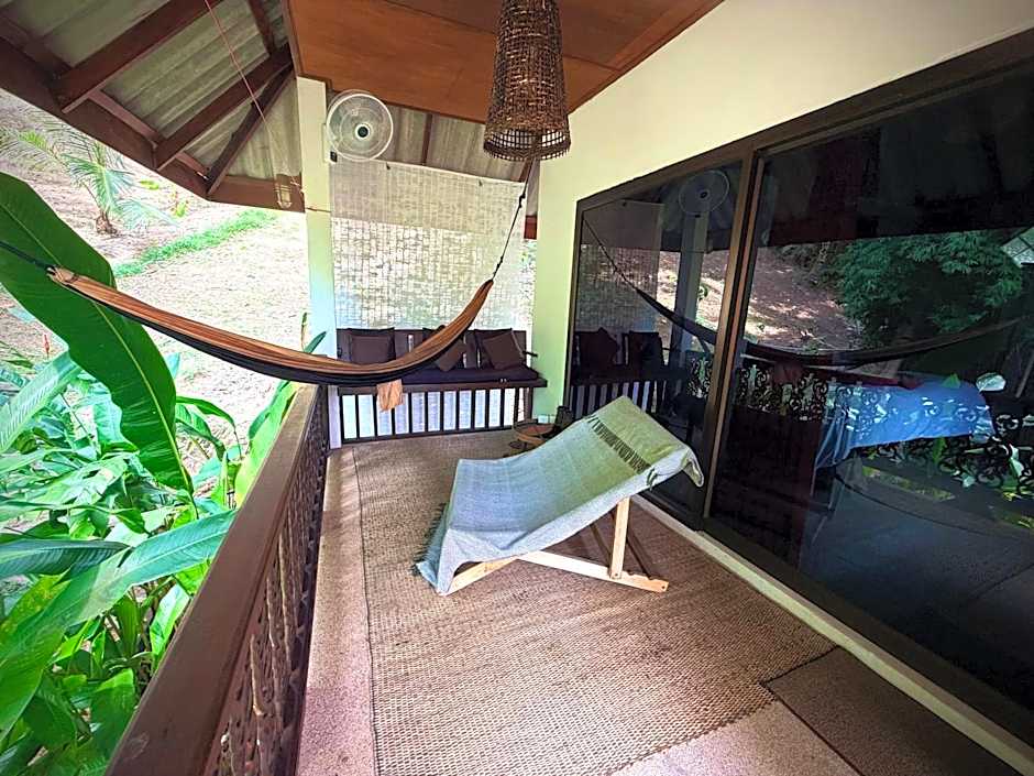 Alcove Bungalow
