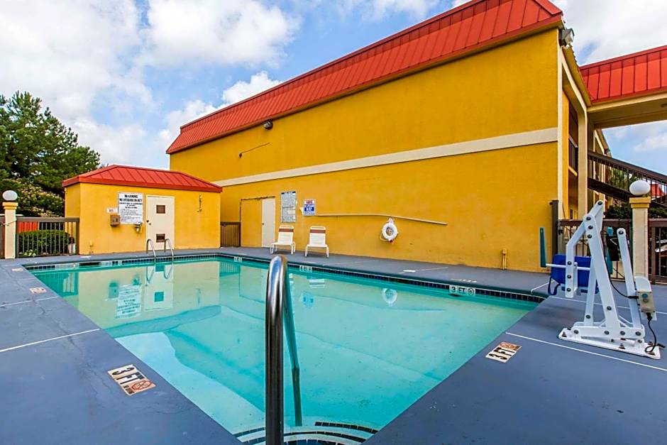 Royal Palms Inn