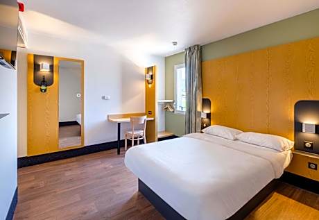 Double Room - Disability Access