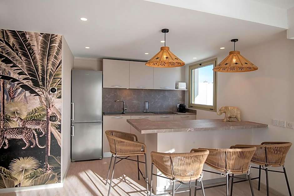 Résidence Hôtelière Chambord au coeur de Menton - entièrement rénovée